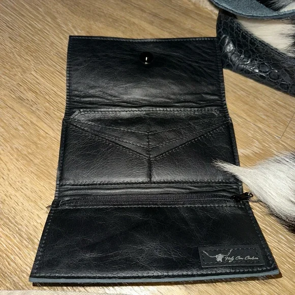 Stylish Black and White Fur Women's Bag - Picture 2 of 5